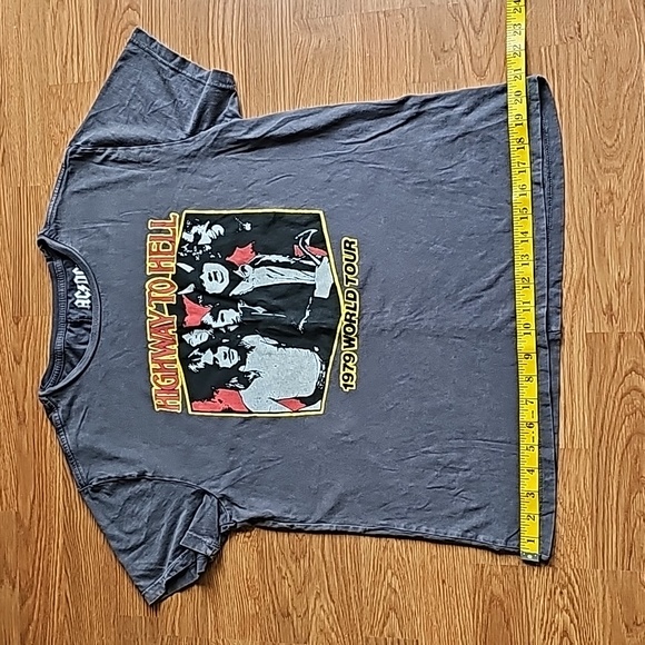 Lucky Brand AC⚡️DC Gray Concert T-Shirt Women's Size Small - Picture 7 of 9